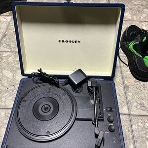 Crosley Blue and Black Portable Turntable